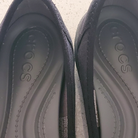 CROCS Comfort Slip On Black Shoes Size 6 Ballet Flats - Picture 7 of 9